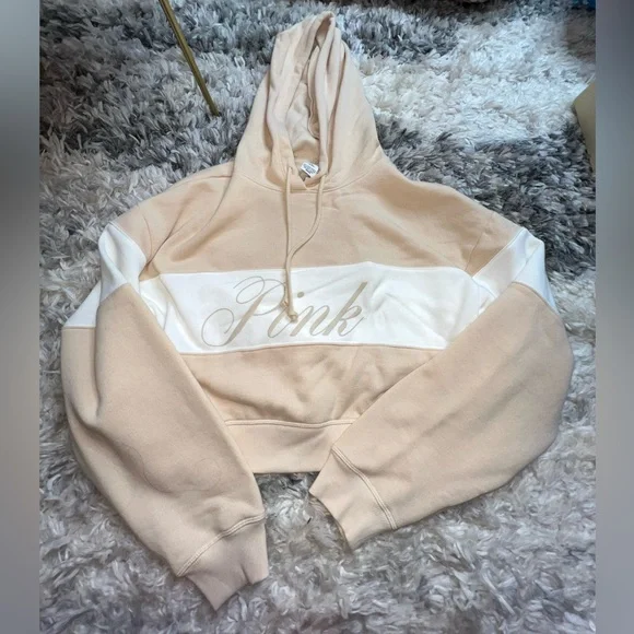 PINK Everyday Fleece Cropped Hoodie - Picture 1 of 8